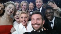 Memorável selfie de Ellen Degeneres no Oscar completa 10 anos