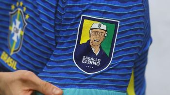 Camisa azul terá um patch com a imagem do maior vencedor de Copas do Mundo, que morreu em janeiro de 2024