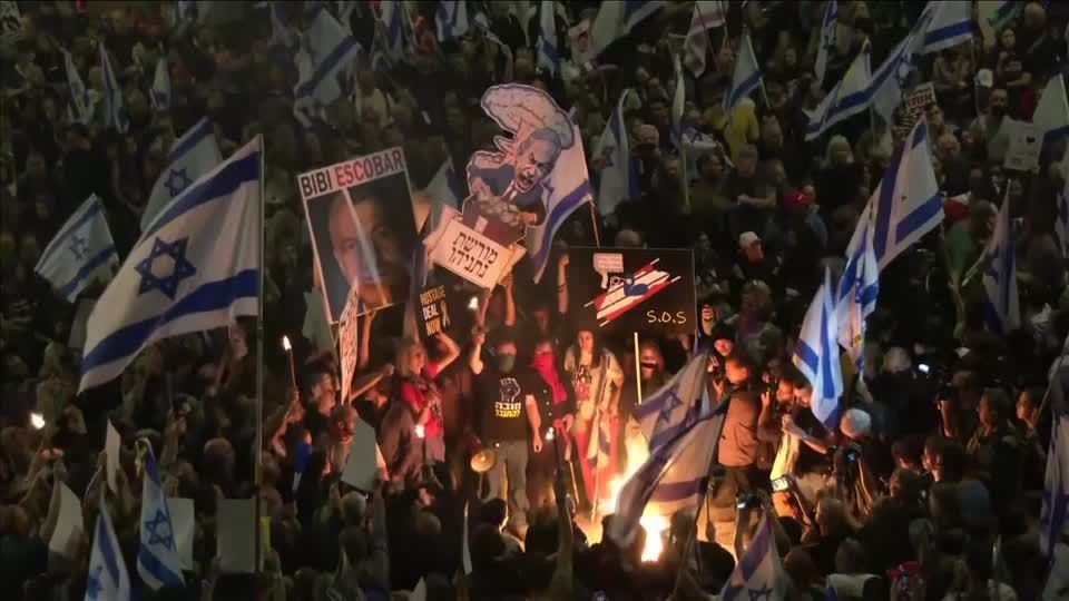 Manifestantes em Israel pedem por renúncia de Netanyahu e eleições antecipadas