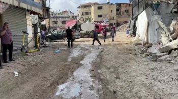 Palestinos acordaram neste domingo (21) com cenas de casas e ruas destruídas após um ataque israelense de dois dias na área da cidade palestina de Tulkarm
