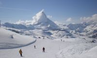 Avalanche perto de estação de esqui deixa três mortos na Suíça