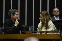 Sob temor do Planalto, Senado vota teto de R$ 15 bilhões de incentivo ao setor de eventos