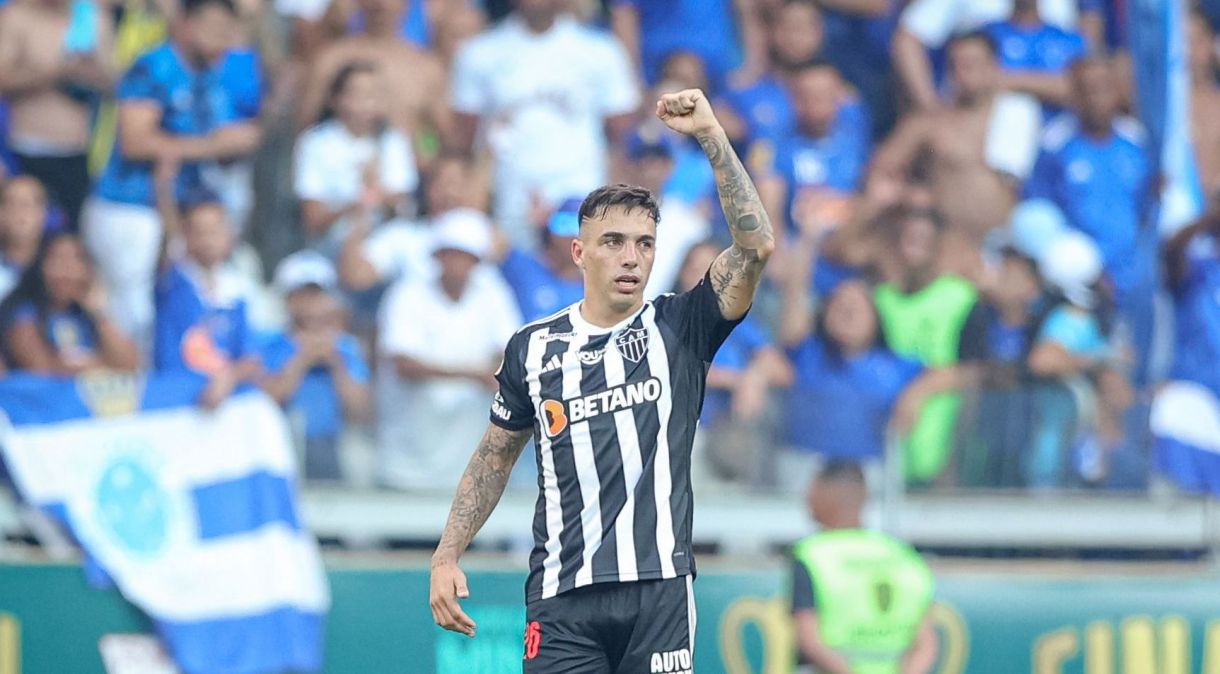 Saravia comemora o gol de empate do Atlético-MG na decisão do Mineiro