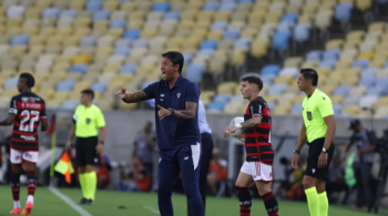 Treinador diz que não conversou com gestores do clube depois de perder para Flamengo e se vê respaldado enquanto não for ‘comunicado de nada’