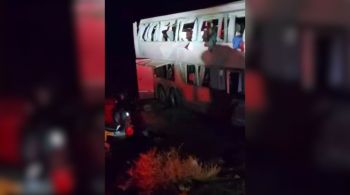 Três pessoas estão em estado grave; veículo saiu de Porto Alegre e transportava 42 passageiros