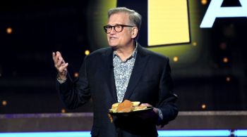 Drew Carey recebeu uma conta muito grande no ano passado e não se arrepende