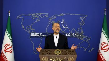 O ministro das Relações Exteriores Hossein Amir-Abdollahian atribuiu responsabilidade ao governo americano devido ao apoio do país a Israel