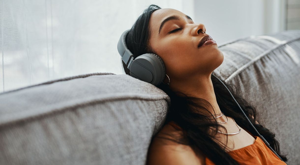Ouvir música triste pode nos fazer bem, segundo nova pesquisa