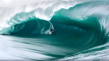 Surfista alemão é recordista com maior onda surfada em 2020, mas pode ter quebrado o próprio recorde este ano