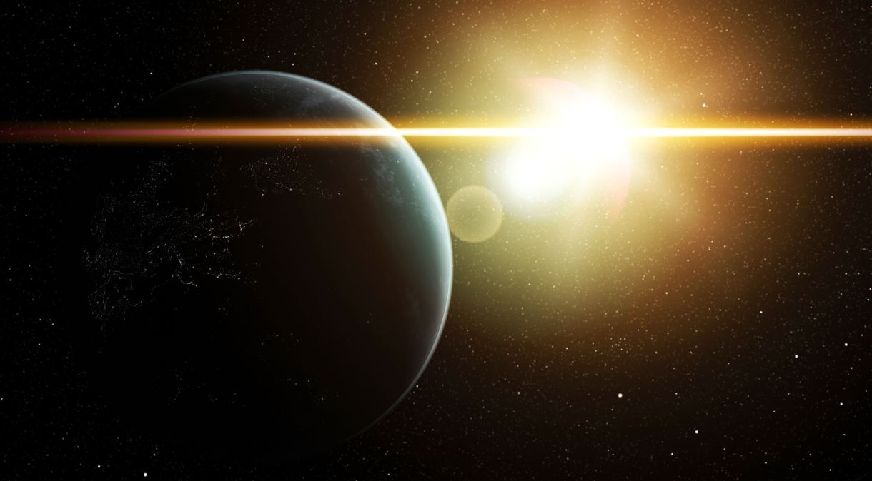 Novo estudo sugere o que pode acontecer com a Terra e outros planetas do sistema solar se o Sol "acabasse"