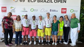 Alunos golfistas de projeto social no RJ participaram pela primeira vez da competição como voluntários no Campo Olímpico