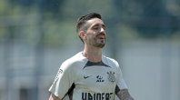 Corinthians perde Coronado, e Cacá vira dúvida para clássico contra o Palmeiras