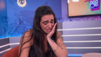 BBB24: Giovanna se emociona ao ler carta de família triturada no "Sincerão"