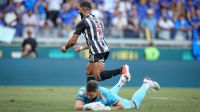 Atlético-MG vira sobre o Cruzeiro, cala Mineirão e é pentacampeão do Mineiro