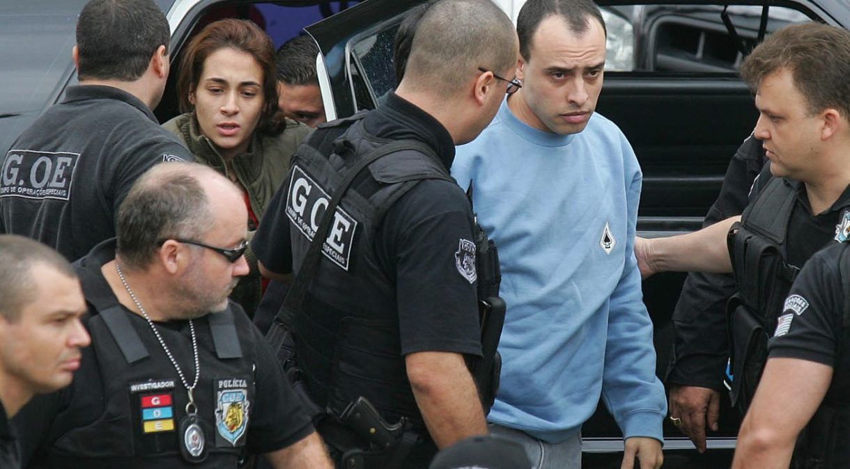 Alexandre Nardoni (à dir.) e Anna Carolina Jatobá foram condenados pelo assassinato de Isabella Nardoni