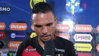 Jogador do Atlético-GO fala em "roubo" após derrota para o Flamengo pelo Brasileiro