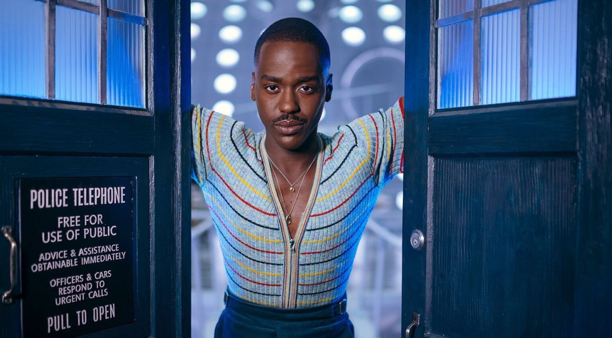 Ncuti Gatwa, de "Sex Education", será o novo Doutor na 14ª temporada de "Doctor Who".