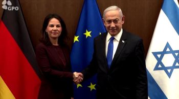 Annalena Baerbock esteve com o primeiro-ministro israelense, que defendeu que o país tomará suas próprias decisões