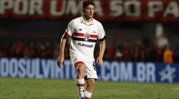 Procedimento do volante de 23 anos está marcado para a próxima quarta-feira (26); gravidade da lesão foi informada por Carlos Belmonte, diretor de futebol do São Paulo