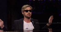 Taylor Swift reage à performance de Ryan Gosling cantando "All Too Well"