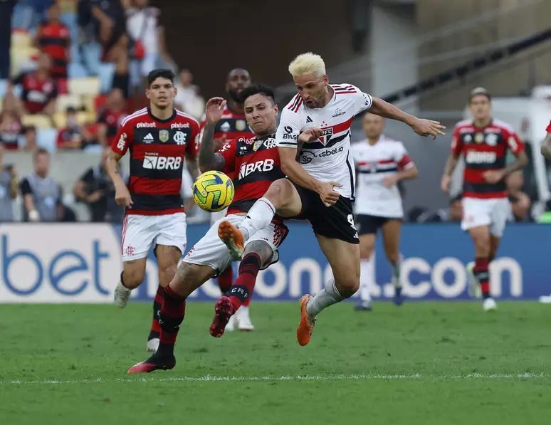 Flamengo e São Paulo nunca foram rebaixados