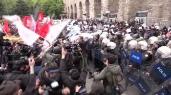 Atos foram marcados por repressão policial e conflito nas ruas de Istambul