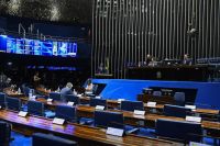 Com apoio da oposição, Senado aprova proteção a pessoas LGBTQIA+ encarceradas