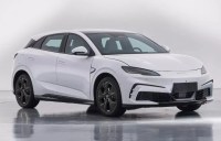 Novo BYD Seal X é revelado como hatch elétrico de estilo esportivo; veja