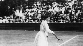 Tenista britânica Charlotte Cooper conquistou o ouro nos torneios de simples feminina e duplas mistas de Paris 1900 