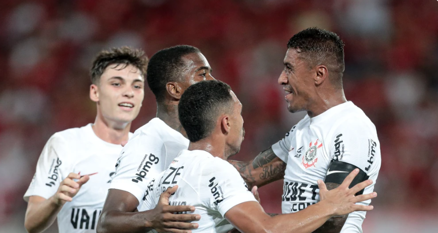 Corinthians e Fortaleza se enfrentam em Itaquera