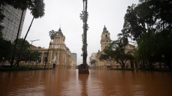 Índice já supera em quase 30 centímetros o que foi registrado na enchente histórica que atingiu a capital gaúcha em 1941, de 4,76 metros