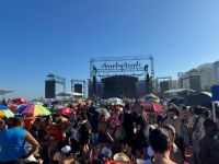 Madonna no Brasil: Fãs lotam praia de Copacabana horas antes do show