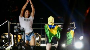 Rainha do pop subiu ao palco montado no Rio Janeiro na noite desta quinta-feira (2) para realizar passagem de som