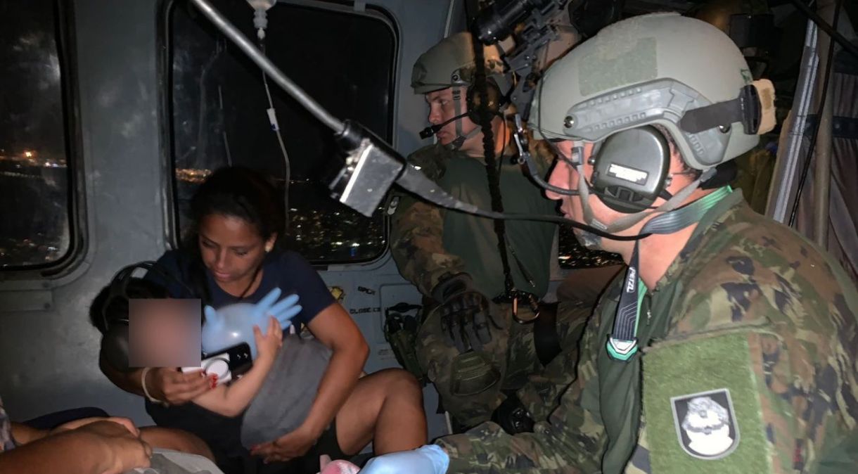 Imagem de resgate realizado pela FAB no Rio Grande do Sul