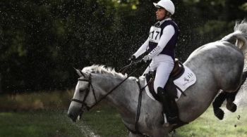 Georgie Campbell não resistiu aos ferimentos decorrentes a uma queda de seu cavalo durante uma competição no último domingo (26)