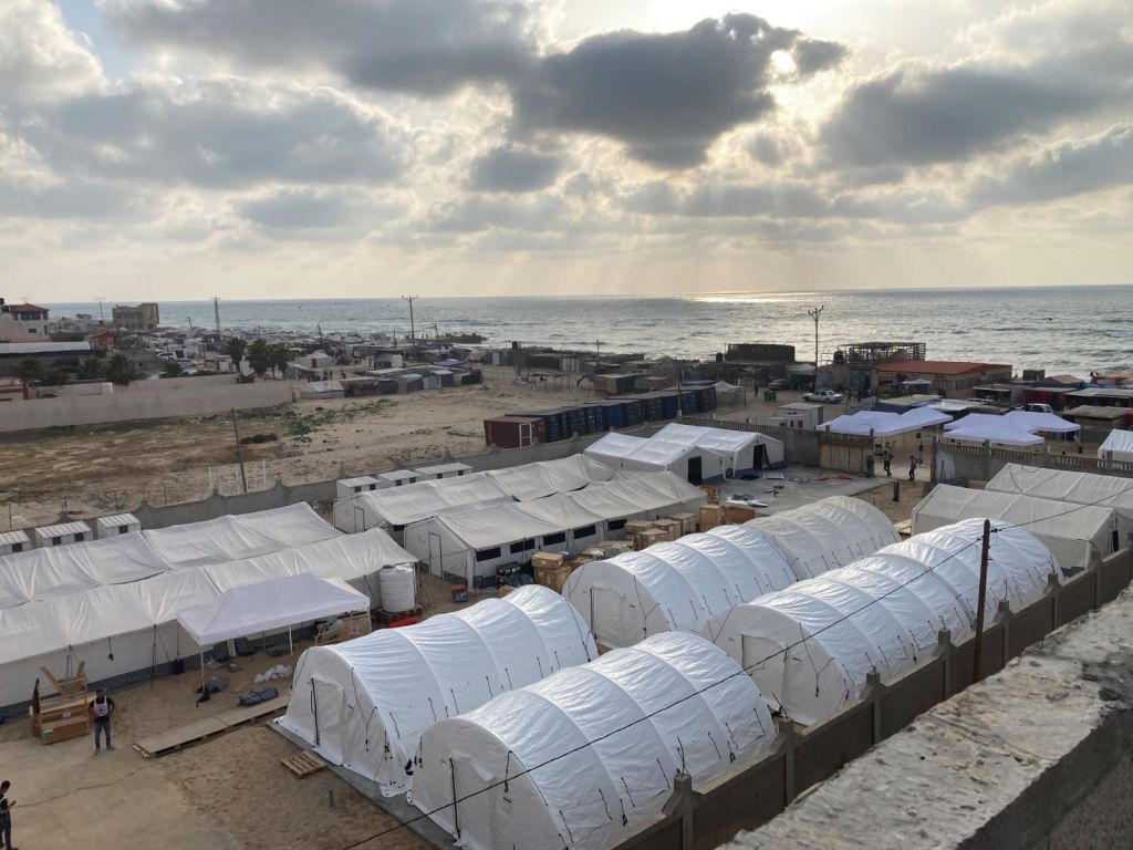 Hospital de Campanha da Cruz Vermelha em Rafah, na Faixa de Gaza