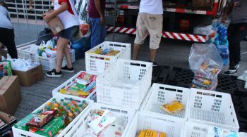Apenas no primeiro dia de campanha, foram arrecadadas 200 toneladas de alimentos; são 2.000 pontos de coleta