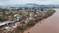 Cidades do Rio Grande do Sul continuam isoladas pelo 5º dia após chuvas devastadoras