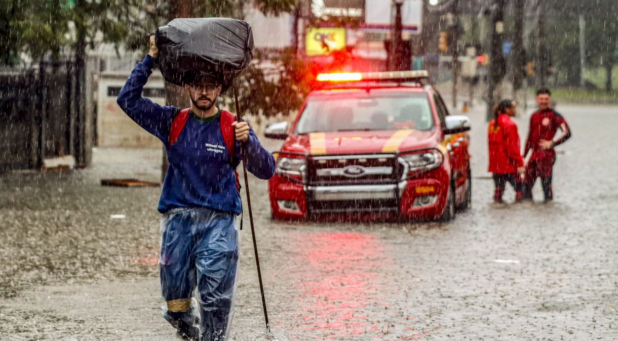 Porto Alegre (RS), 23/05/2024 – CHUVAS/ RS - ENCHENTES - Volta a chover forte em Porto Alegre. Foto: Rafa Neddermeyer/Agência Brasil