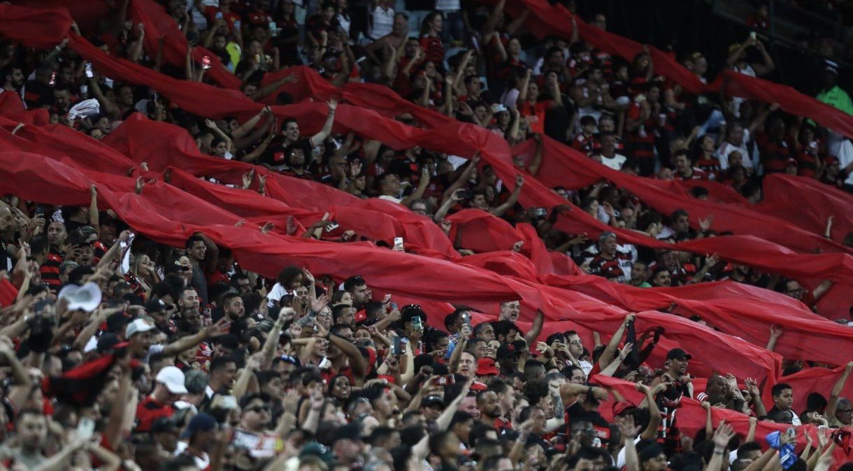 Torcida do Flamengo em jogo da equipe no Campeonato Carioca