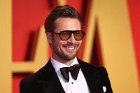 Glen Powell completa 36 anos no melhor ano da carreira; veja o 2024 do ator