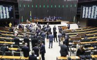 Câmara aprova política nacional para cuidados de pessoas com Alzheimer