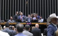 Lira dá bronca em deputados após agressões em comissões da Câmara