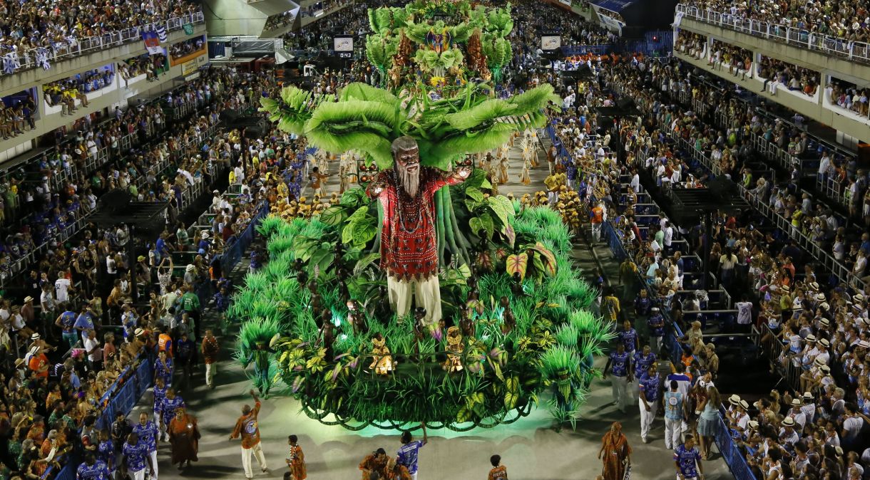 Laíla já foi homenageado pela Beija-Flor no Carnaval de 2015, quando foi representado como um griô na abertura do desfile sobre a Guiné Equatorial