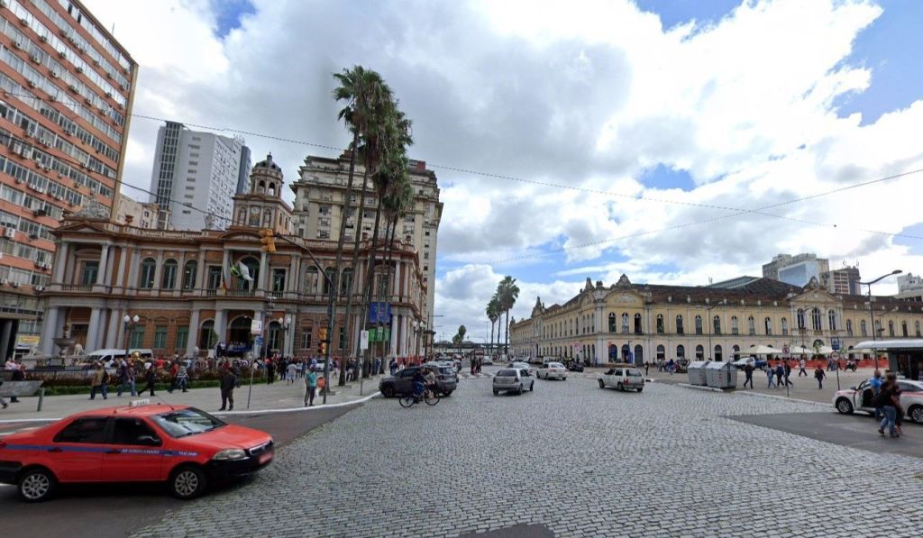 Região do Mercado Público de Porto Alegre (RS) antes da enchente