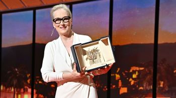 Atriz recebeu a Palma de Ouro honorária, que celebra sua contribuição no cinema