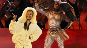 Filha de Kim Kardashian e Kanye West faz o papel de Simba na montagem “O Rei Leão no Hollywood Bowl”, da Disney
