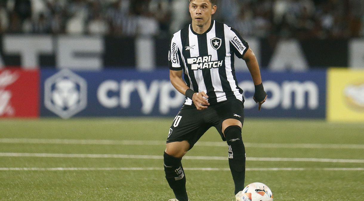 Romero foi afastado pelo Botafogo e não atua em duelo decisivo da Libertadores