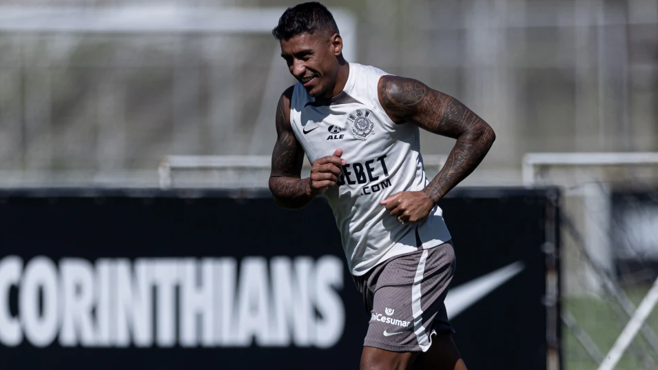 Paulinho tem contrato com o Corinthians até julho