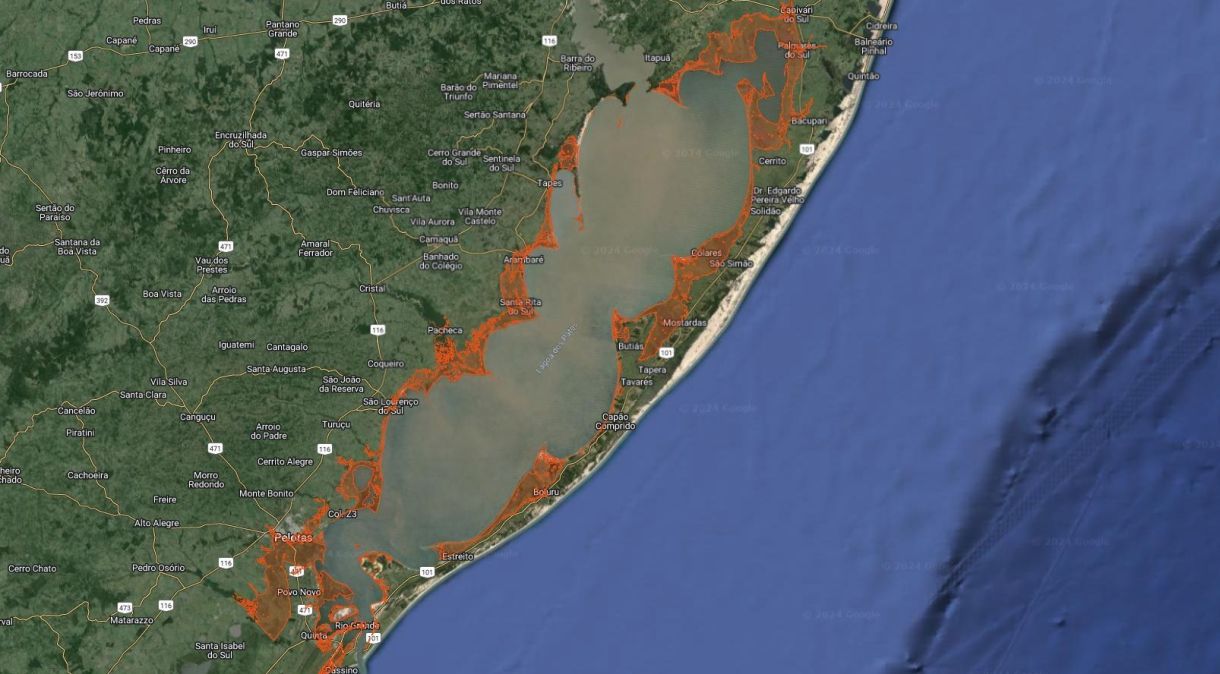 Mancha na cor vermelha mostra as áreas que deverão ser atingidas pela inundação da Lagoa dos Patos